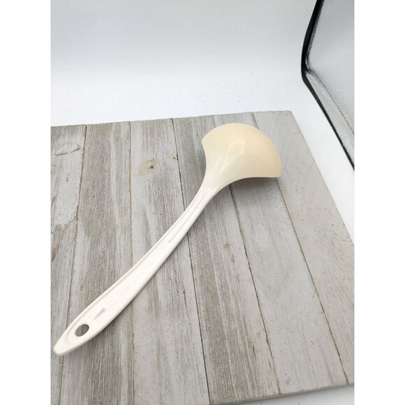 Hutzler Solid Serving Ladle Soup Spoon Melamine 11" White No 705 - Picture 4 of 7